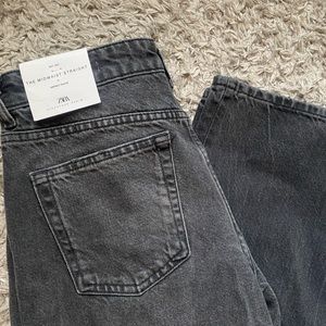 Zara Midwaist Straight Jean